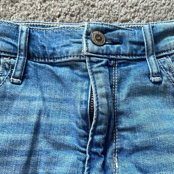 Hollister California Light Wash Denim Shorts | Size 5 W 27 - Picture 4 of 8